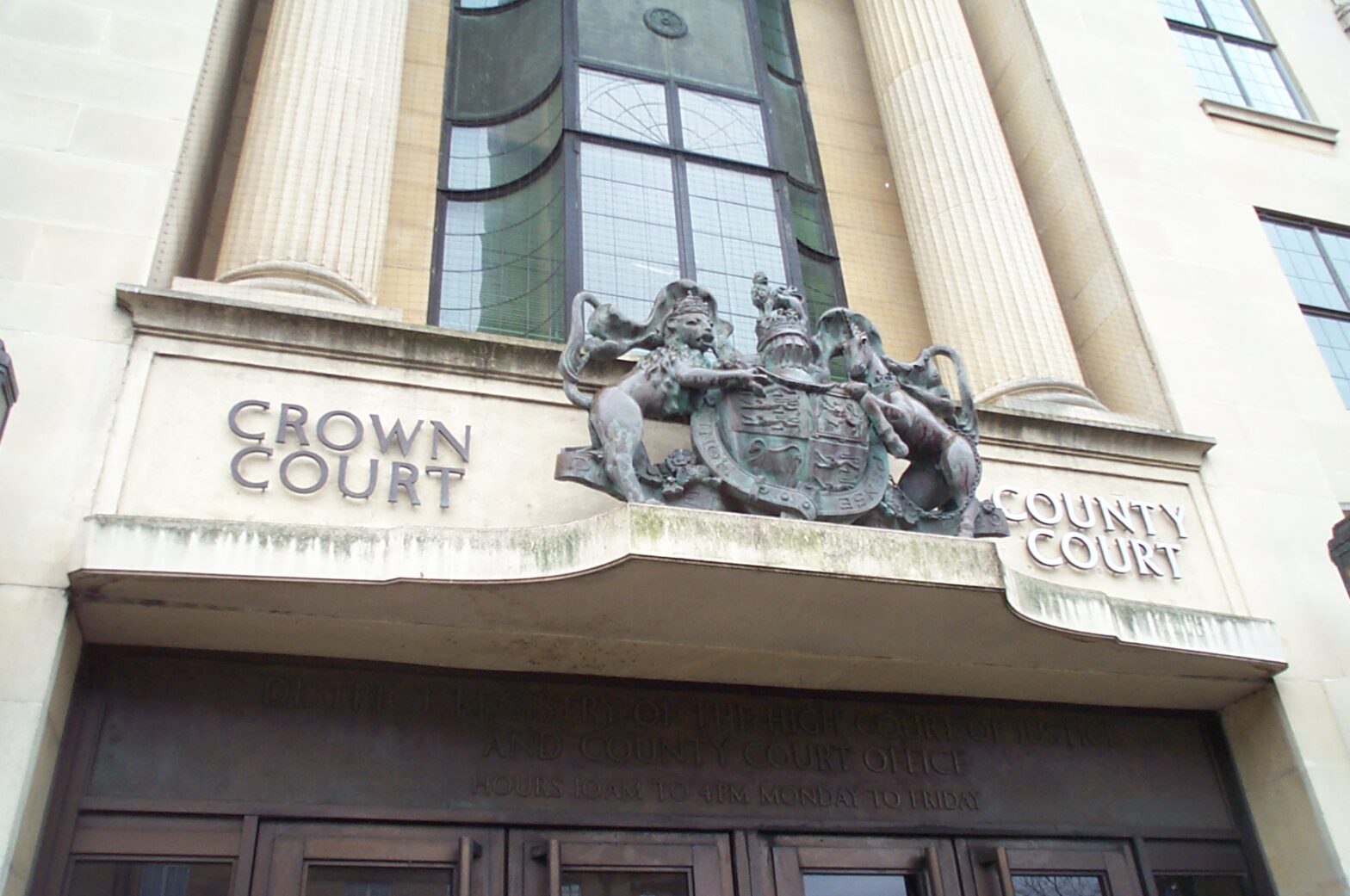 image of the outside of crown court